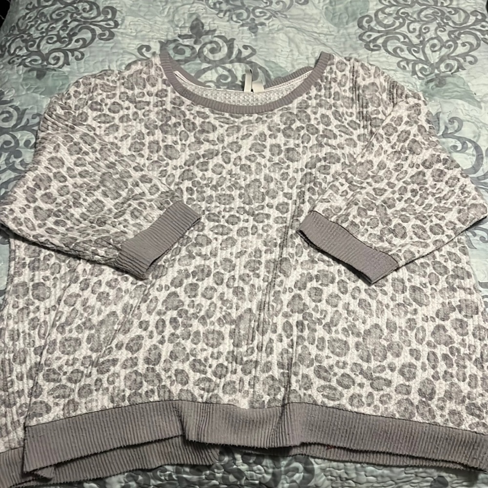 Cato Leopard Sweatshirt